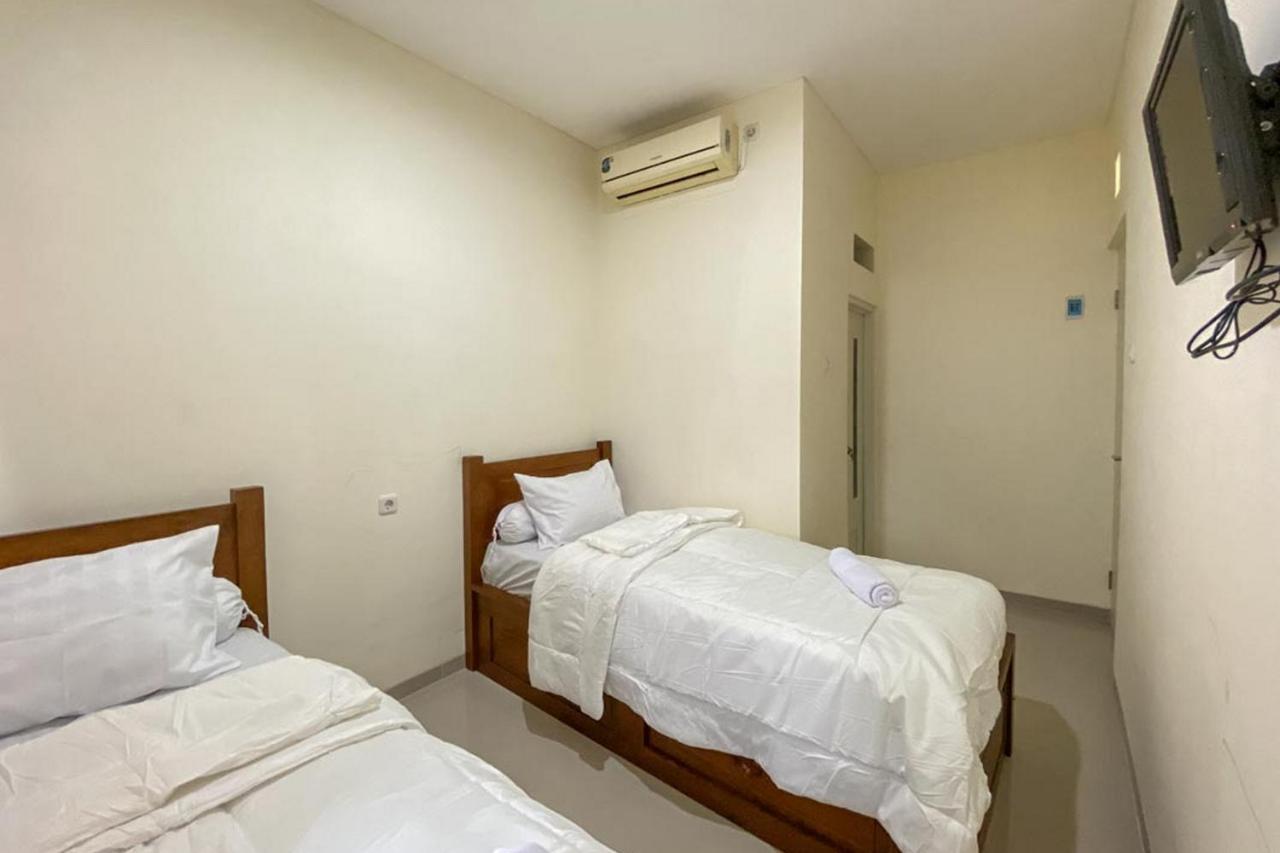 Nipa Guest House Blimbing  Extérieur photo